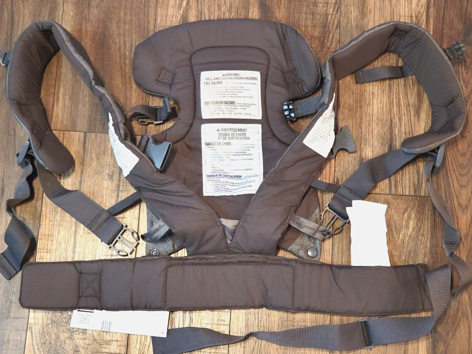 Infantino Flip 4-in-1 Convertible Baby Carrier Gray ~ 8-32 lbs new open box - Image 3 of 4