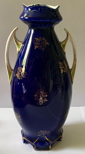 ANTIQUE GLH MADE IN GERMANY VICTORIAN COBALT BLUE PORTRAIT VASE 6" H BY 3 1/2" W - Picture 4 of 5