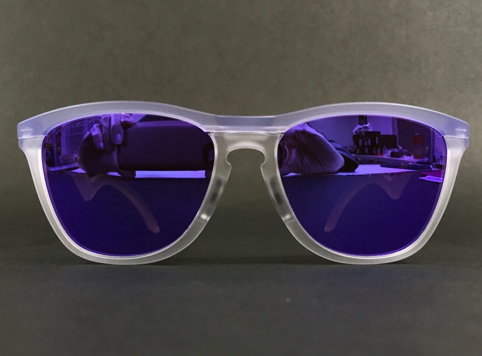 Gafas de sol Oakley Frogskins híbridas OO9289-0155 mate transp lila con Prizm violeta Foto 2 de 4