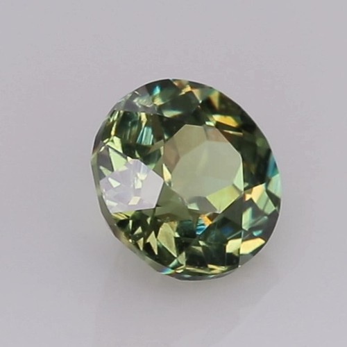 0.70 carat - Glittering Natural Green Demantoid Garnet O241006-1 - Picture 5 of 5