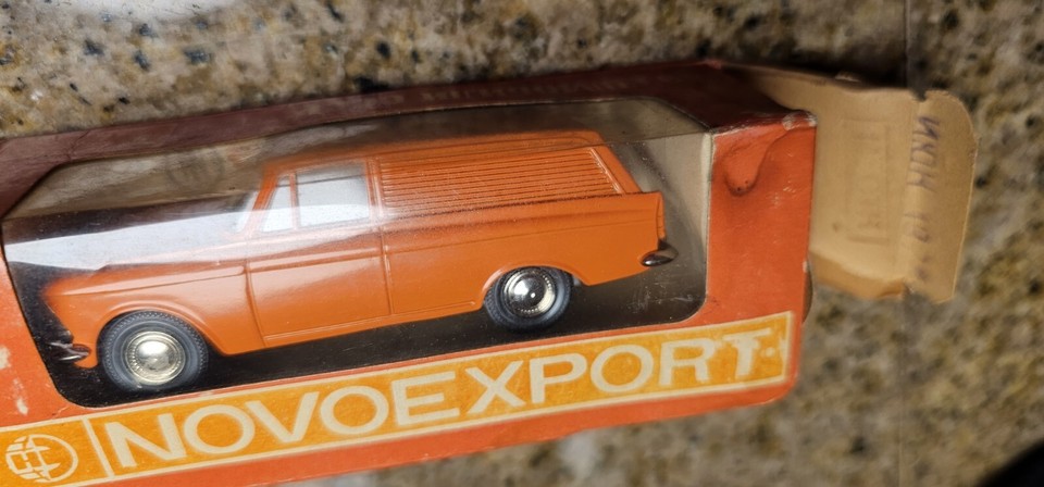 Miniature Moskvich 427 1/43 - Novoexport URSS 1978 - Barn Find - Bleu - Ultra Rare
