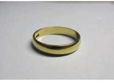A Vintage 18ct Gold Wedding Ring