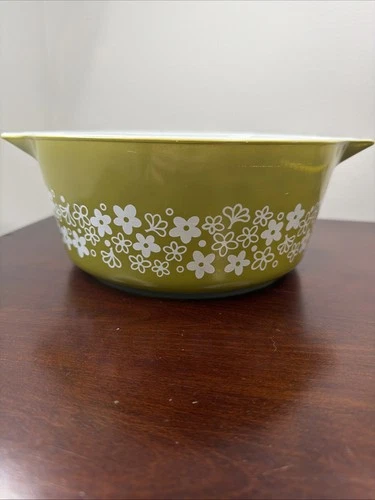 Vintage Pyrex Spring Blossom Crazy Daisy 2.5 Qt Green Casserole 475-B Green