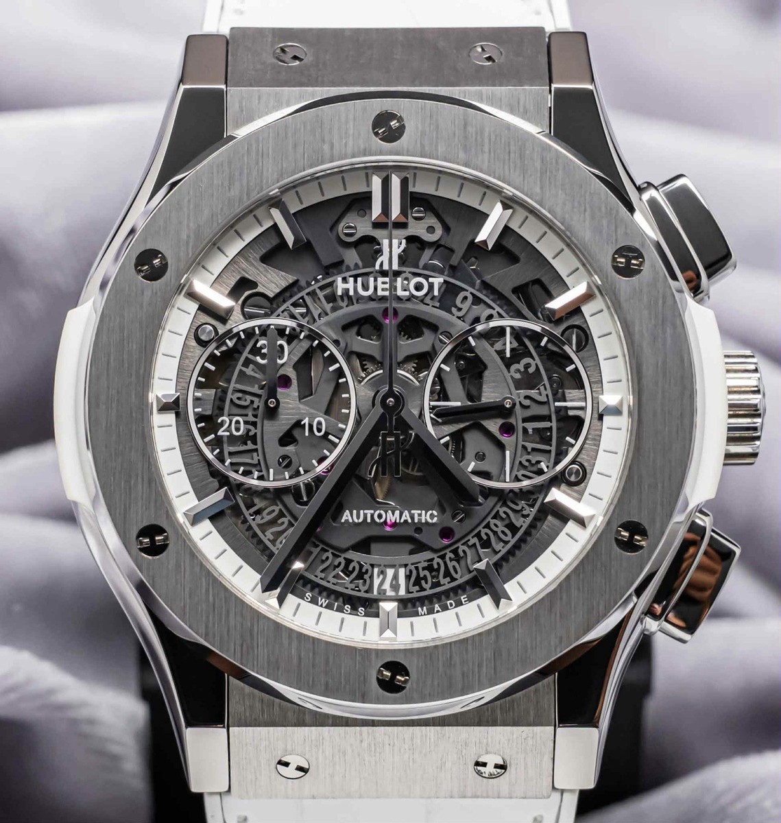 Hublot Classic Fusion Aerofusion Chronograph All White 45 mm 525