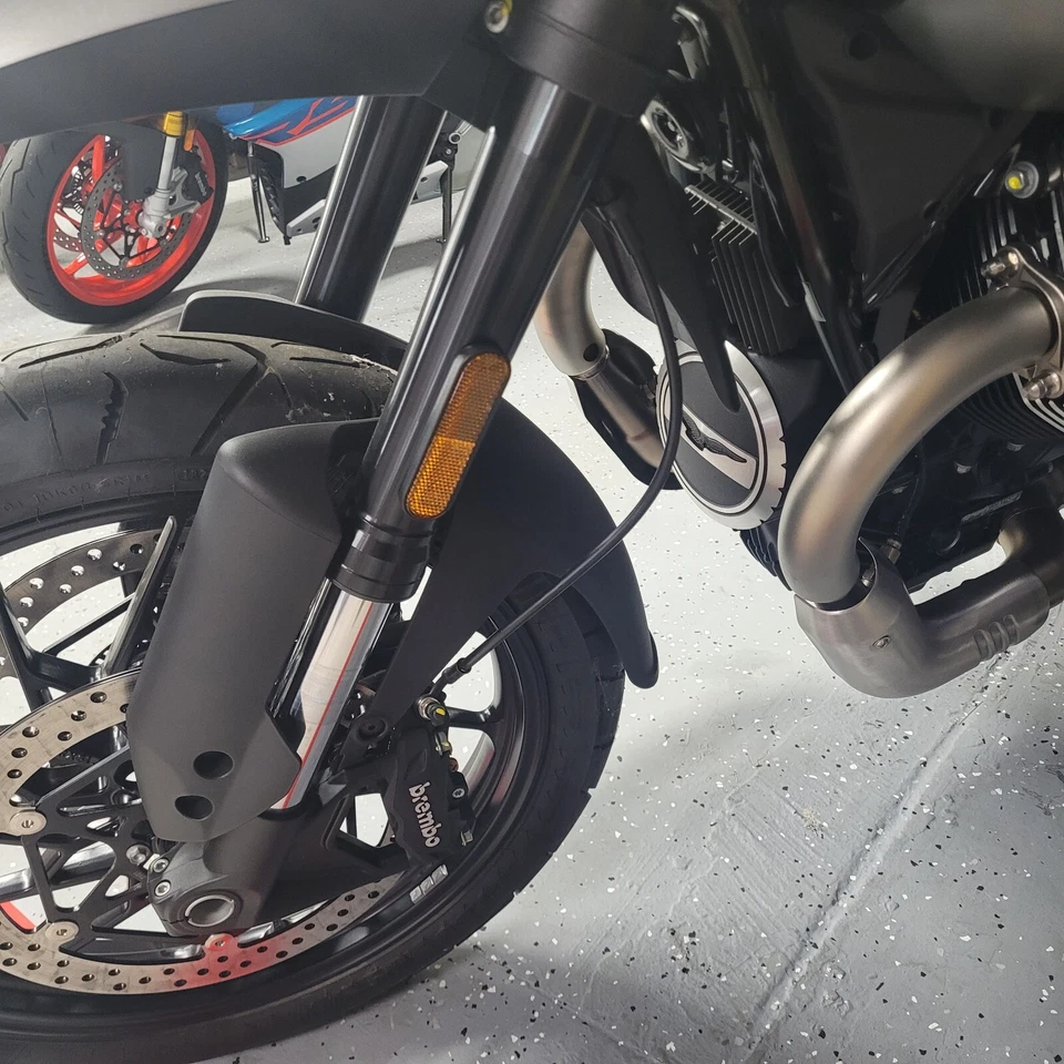 MOTO GUZZI V85 TT НИЖНЕЕ ПЕРЕДНЕЕ КРЫЛО - ОБХВАТ ШИНЫ * 2B011783 * ОРИГИНАЛЬНАЯ ДЕТАЛЬ - Изображение 3 из 4