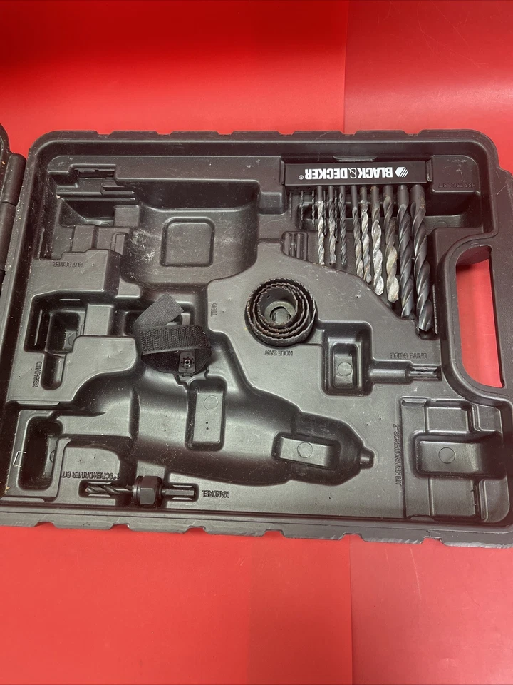 BLACK AND DECKER BCD702 3/8" 20V Max 20 Volt Cordless Drill Driver Set - Image 2 of 4