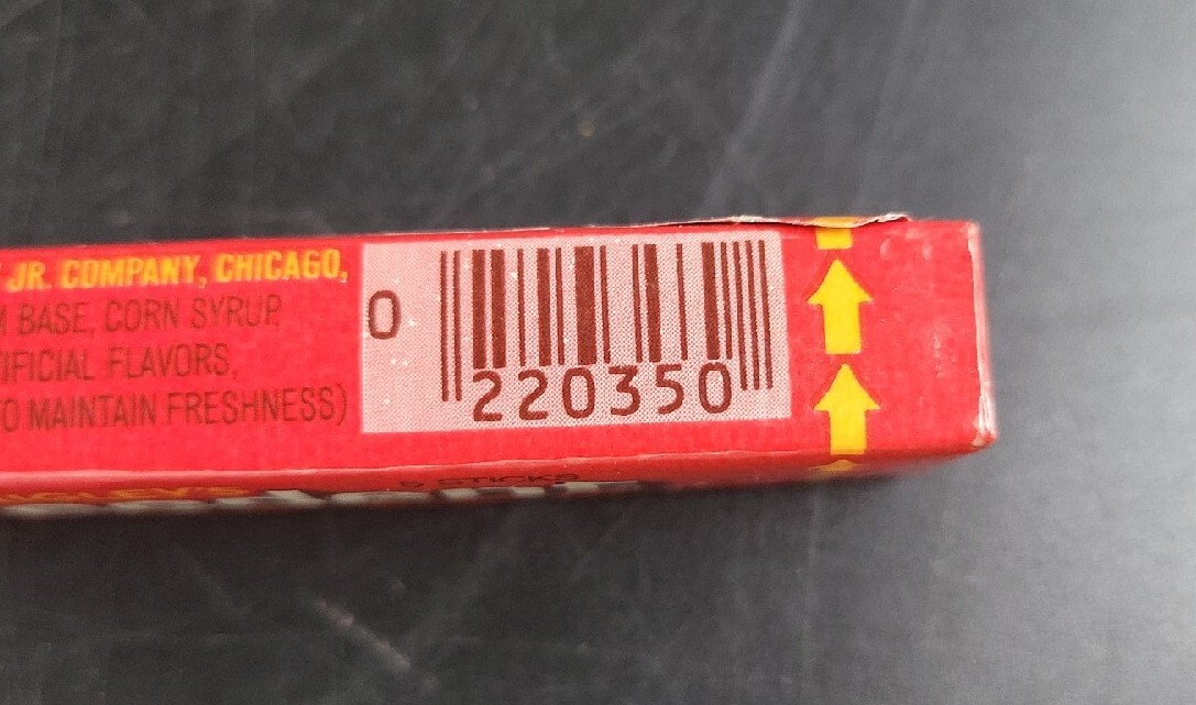 Vintage Wrigley's Freedent Cinnamon Chewing Gum NOS Full Unopened