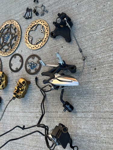 2015-2016 Triumph Street Triple Rx 675 R Front & Rear Brake Caliper ABS system - Picture 10 of 18