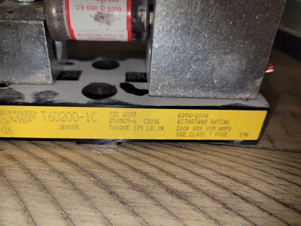 Eaton Bussmann T60200-1C Fuse Block 200A 600V W/ T-TRON Fast Acting Class T Fuse — 第 3/4 张图片