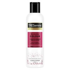 TRESemmé Revitalise Colour Conditioner 300 ml 10.37 per litre