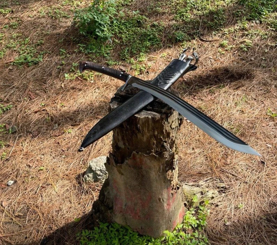 Survival Viking Sword | 32'' Handmade Carbon Steel Blade | Hunting Camping Sword - Image 3 of 4