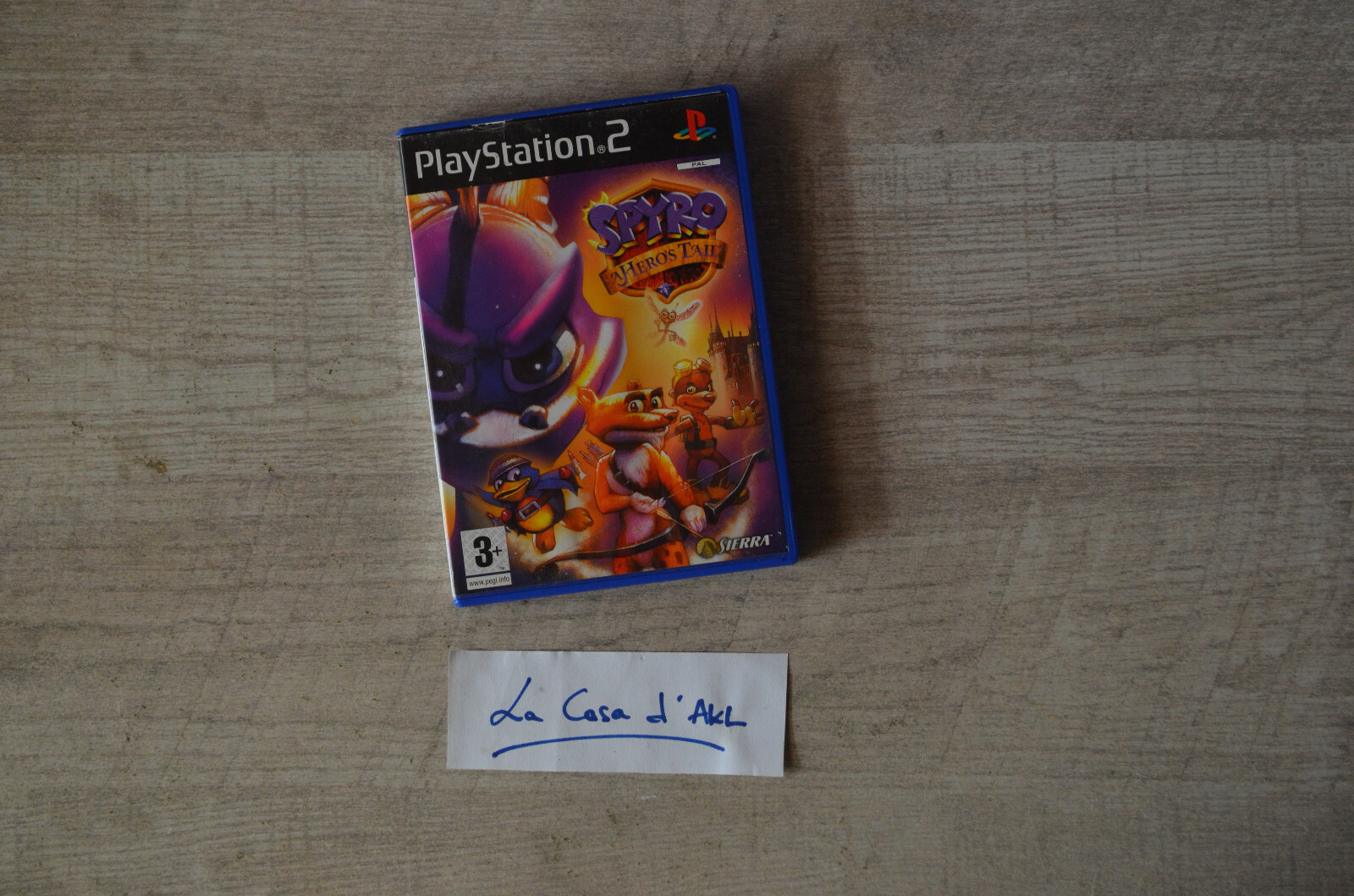 Spyro A Hero's Tail sans notice sur Playstation 2 - PS2 FR TTBE