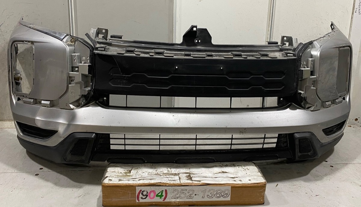 2020-2021 Mitsubishi Outlander Front Bumper Cover 6400J611ZZ OEM