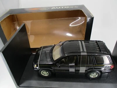 TA656 AUTOART OFF ROAD 1/18 1:18 JEEP GRAND CHEROKEE 1999 NOIR REF 74012 - Photo 1/4