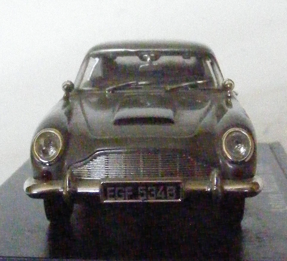 ATLAS EDICIONES 4656101 ESCALA 1:43 ASTON MARTIN DB5 EN CAJA Foto 4 de 4
