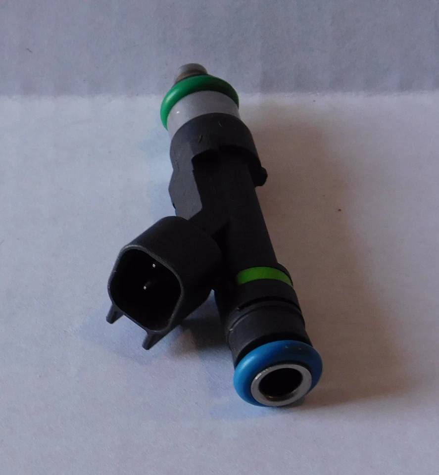 Inyector de combustible Ford OEM 1 pieza para Lincoln Zephyr 2006 Foto 3 de 3