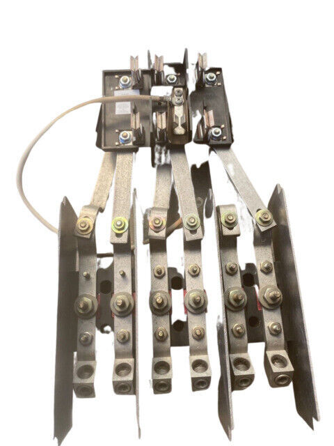 Square D CM732E 200 Amp 3 Phase Meter Socket for sale online | eBay