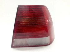 VW BORA Rücklicht hinten rechts 1J5945257 1.90 Diesel 2000 33352220