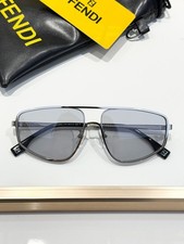 Fendi Aviator Sunglasses - Model: FE50088U - Size: 58  15-145
