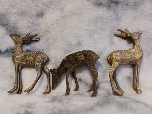 High quality Vintage solid Brass Deer Reindeer Statue grazing X3 - Foto 2 di 6
