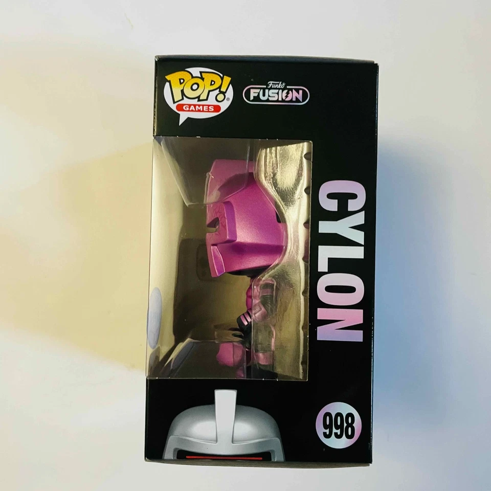 Funko Pop! Juegos Funko Fusion #998 Cylon (Persecución) y Protector Foto 4 de 4