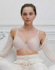 Chantelle 32D Norah Chic Comfort Flex T-Shirt Bra NWOT 16M6 Nude