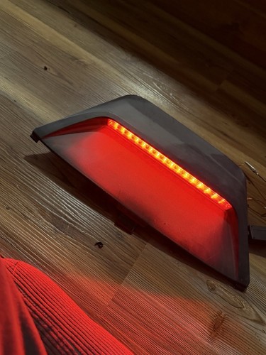 2010-2016 Hyundai Genesis Coupe High Mounted Third Brake Stop Light 92701-2M000 - Picture 1 of 7