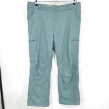 LL Bean Women Size 14 Pants Green Cargo Nylon Fleece Lined Straight Leg Vista