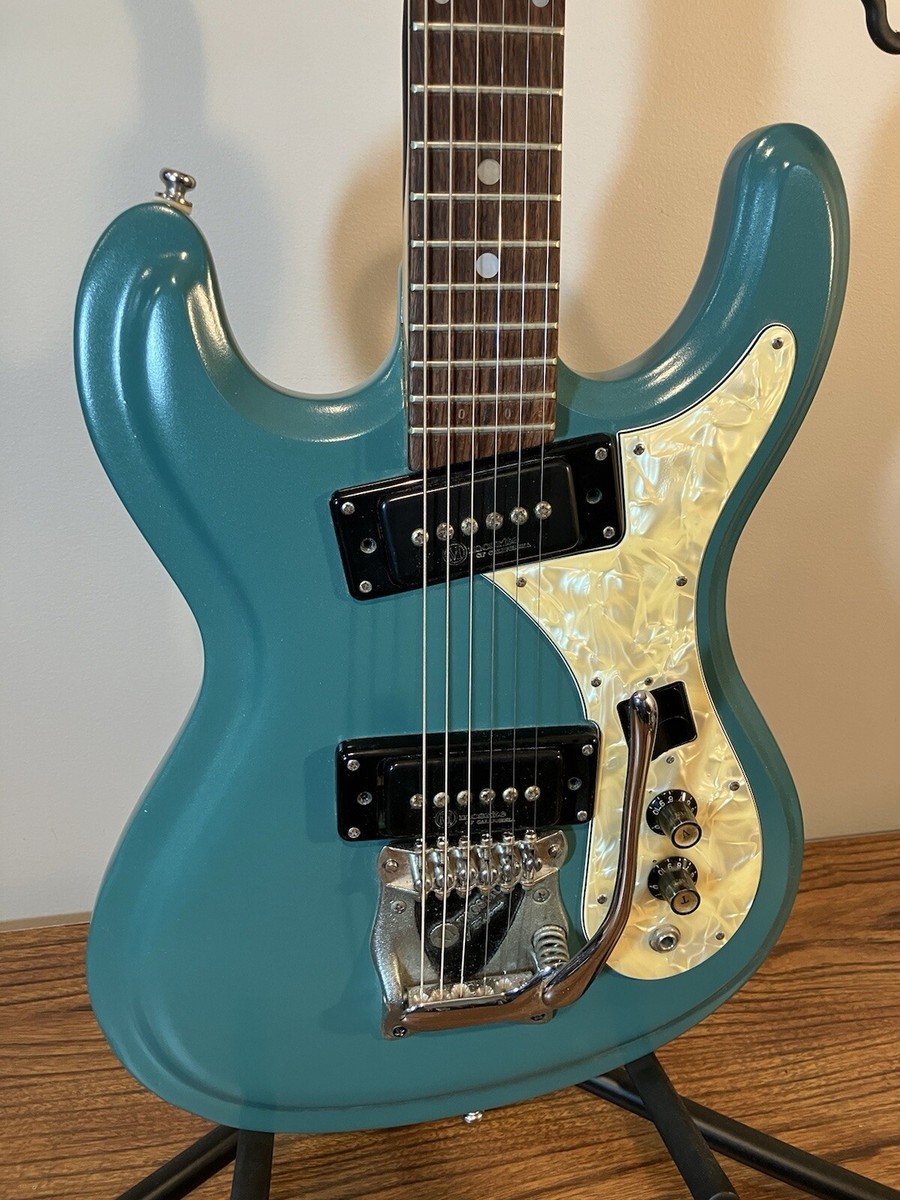 Univox Custom Hi Flier Sherwood Green Refin Phase 1 Guitar Mosrite