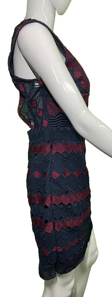 全新 Gianni Bini GB 女式海军蓝/红色迷你拉链连衣裙 尺寸 M 露背 — 第 2/4 张图片