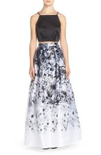 NWT! Xscape Floral Satin Two-Piece Ballgown Black White Floral [SZ 10 ] #N323