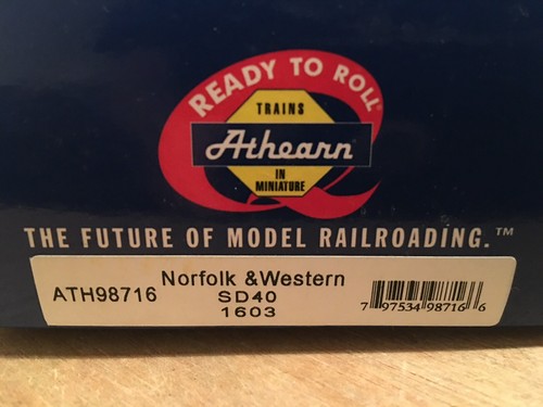 HO Athearn RTR 98716 Norfolk & Western SD40 High Hood Diesel Locomotive N&W 1603 - Picture 10 of 10