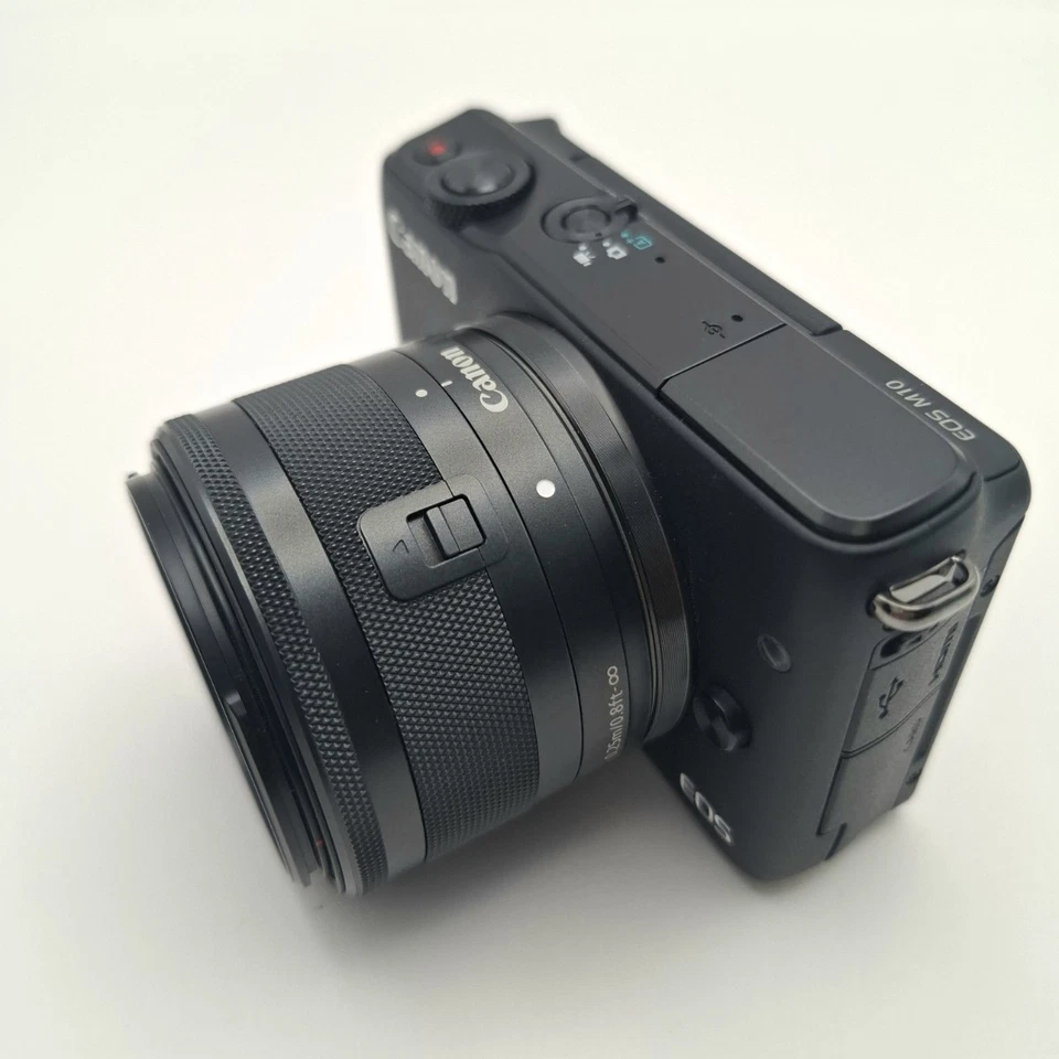 [MINT] Canon EOS M10 18MP Mirrorless Digital camera 15-45mm From JAPAN - Image 3 of 4