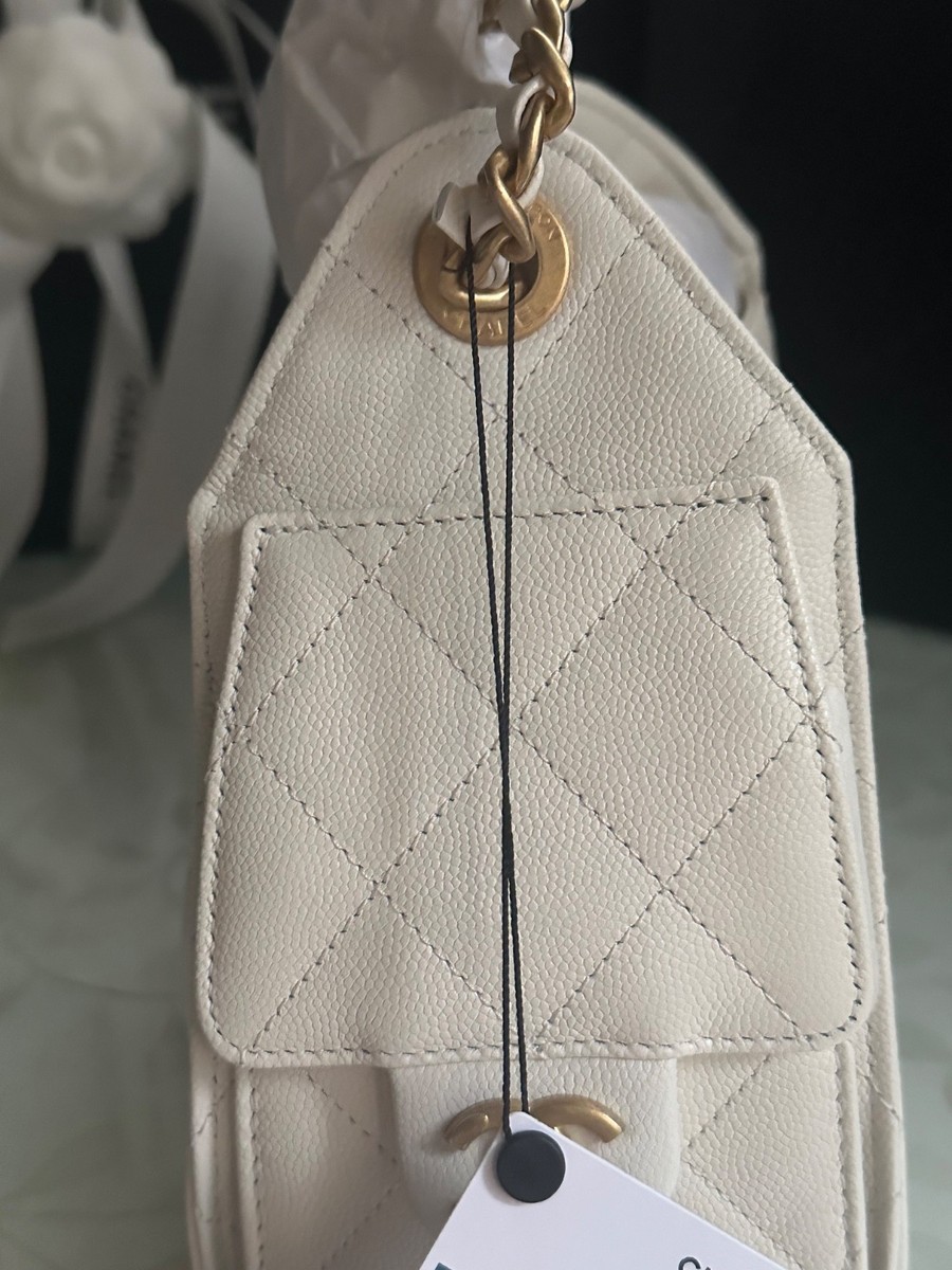 New 26P CHANEL 25 MINI Bag White Caviar Leather Mini Hobo Tote