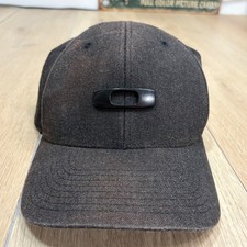 Oakley Y2K Tinfoil Flexfit Hat Gray Charcoal Metal Icon Logo Cap S-M Vintage
