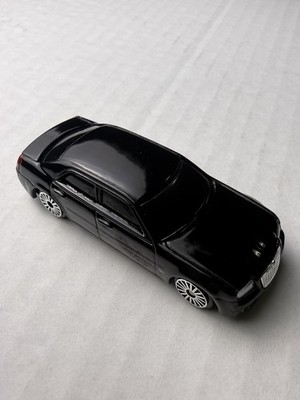 Maisto Chrysler 300C Hemi Black vintage diecast 