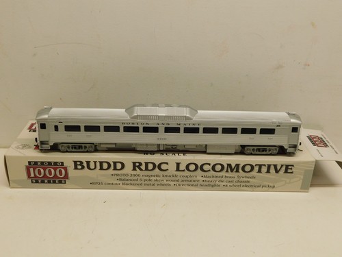 Proto 1000 Series HO Scale BUDD RDC Locomotive 30587 Boston and Maine ...