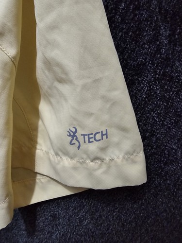 Browning Tech Outdoor Button Down Short Sleeve Large Yellow Shirt 100% Polyester - Picture 3 of 5