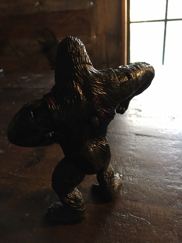 Universal Studios King Kong Figure - Picture 2 of 4