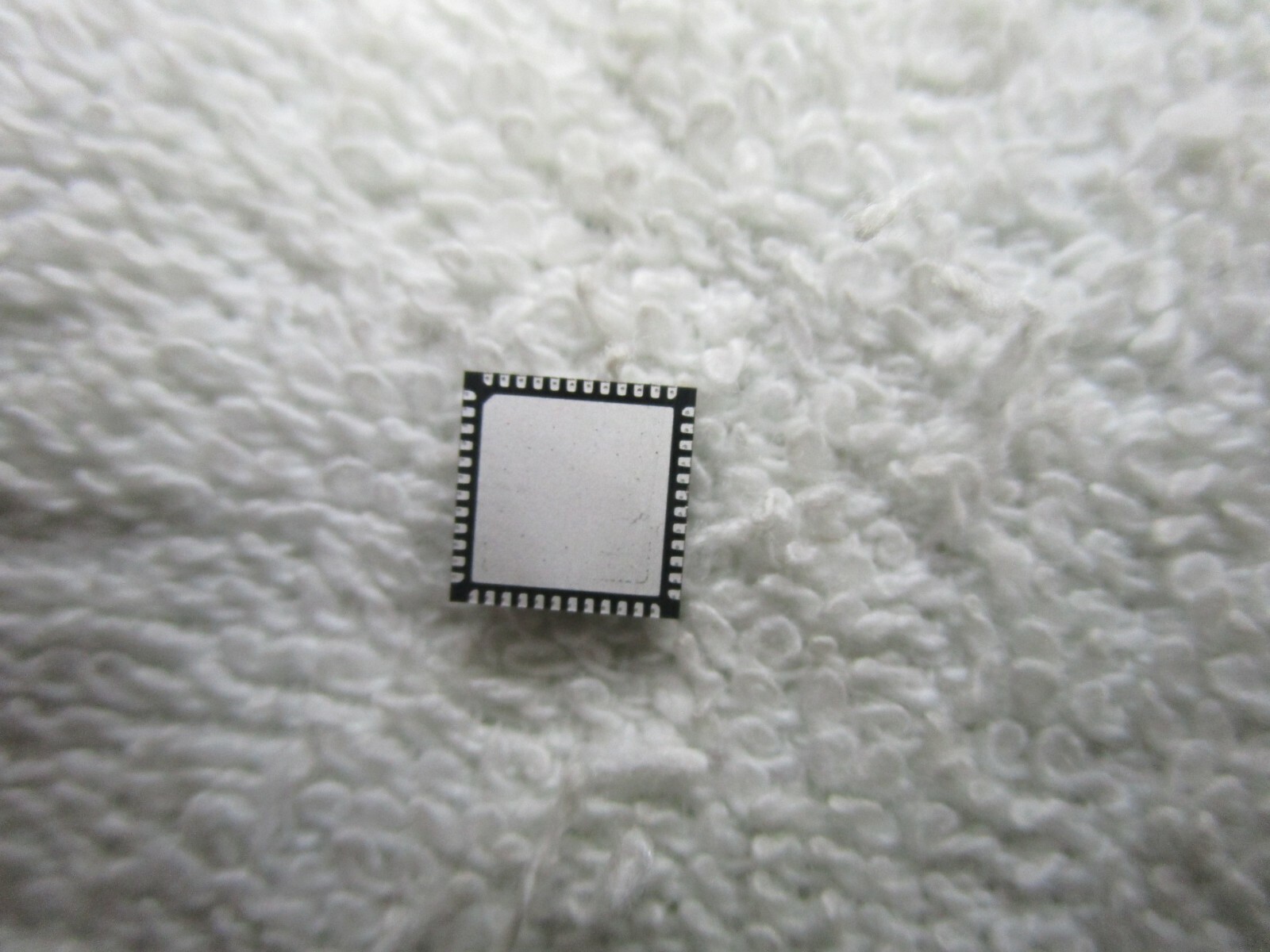 1 Piece D72O202 D7202O2 UPD720202 D720202 UPD720202K8-701-BAA-A QFN48 ...