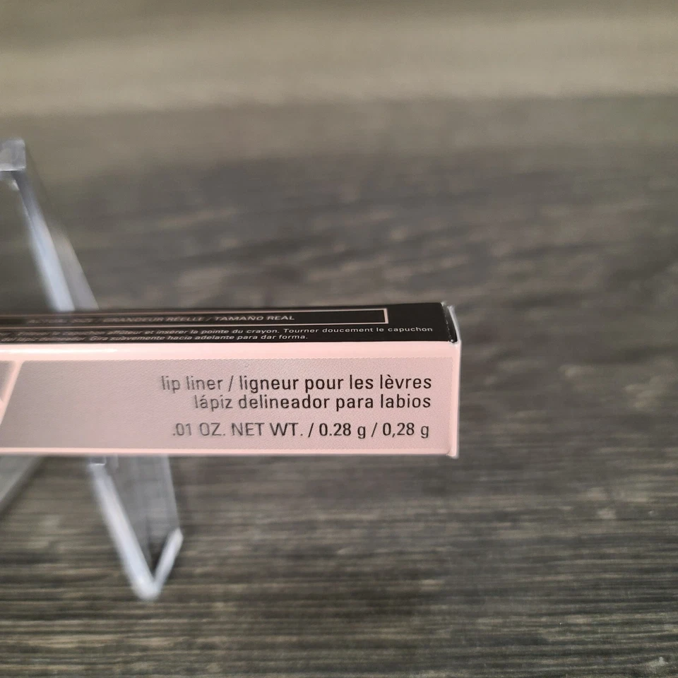 Mary Kay Lip Liner Red Rouge .01 Oz 085801 - Image 3 of 4