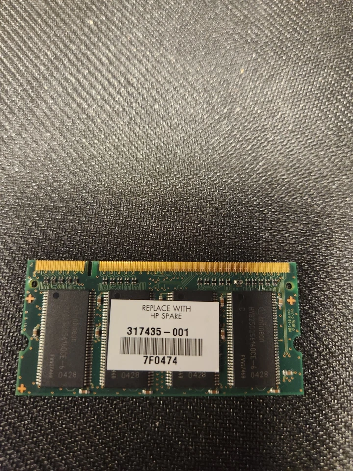 Infineon HYS64D32020GDL - 32Mx64 SDRAM - 256MB DDR3 - Laptop RAM Memory Card - Image 2 of 2