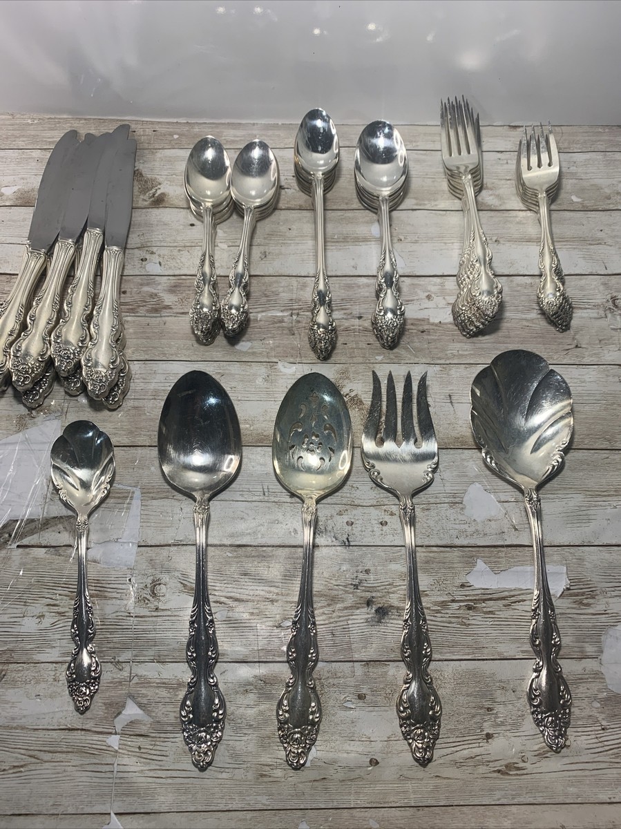 1881 Rogers Oneida Silver Plated Baroque Rose Pattern 55 Pc 1881 Rogers Oneida Silver Plated Baroque Rose Pattern 55 Pc