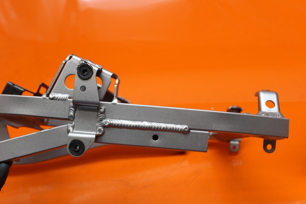 02-03 KAWASAKI NINJA ZX9R OEM STRAIGHT REAR SUBFRAME BACK 02-03 KAWASAKI NINJA ZX9R OEM STRAIGHT REAR SUBFRAME BACK