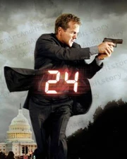 Jack Bauer takes over Washington DC Photo Print Poster 24 TV Show Kiefer
