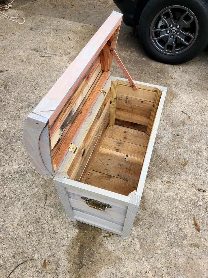 baúl antiguo, cofre,, cedro encalado, roble, pino Foto 3 de 4