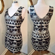 Sequined Sleeveless Mini dress V-neck Sexy Disco Party Evening sheath size M