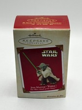 Hallmark Keepsake Ornament Star Wars Jedi Master Yoda Attack of the Clones 2003