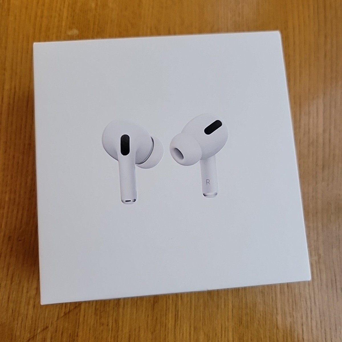 Apple AirPods Pro with Wireless Charging Case - White for sale