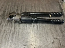 Thomas & Betts Hydraulic Hand Crimping Tool (For Parts Only)